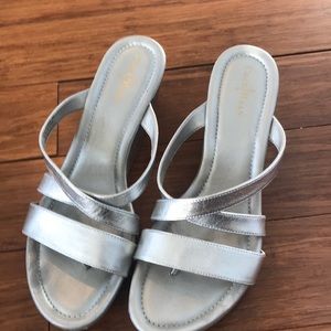 Cole Haan Nike Air technology silver sandals!